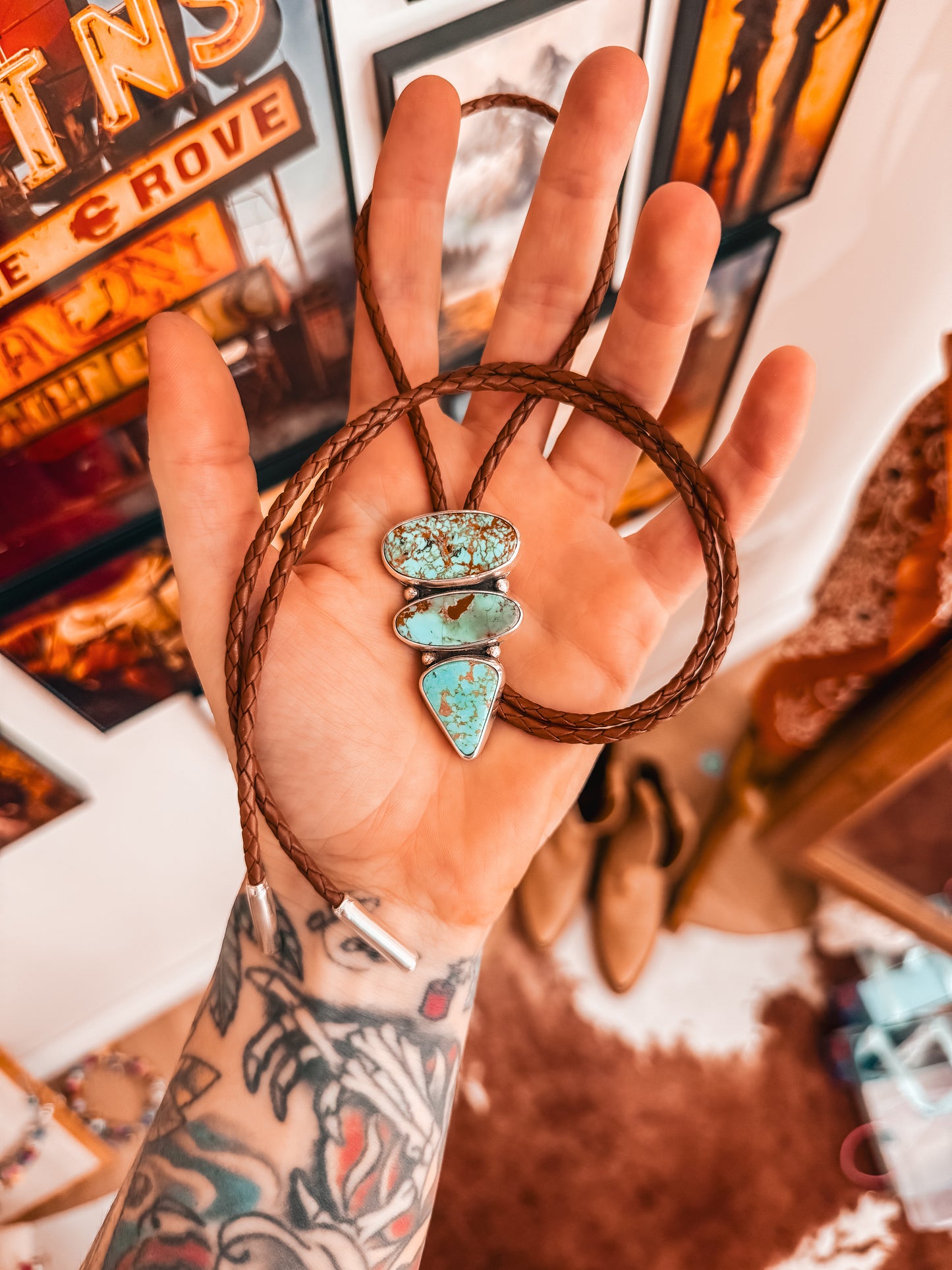 Triple Stone King Manassa Bolo (brown)