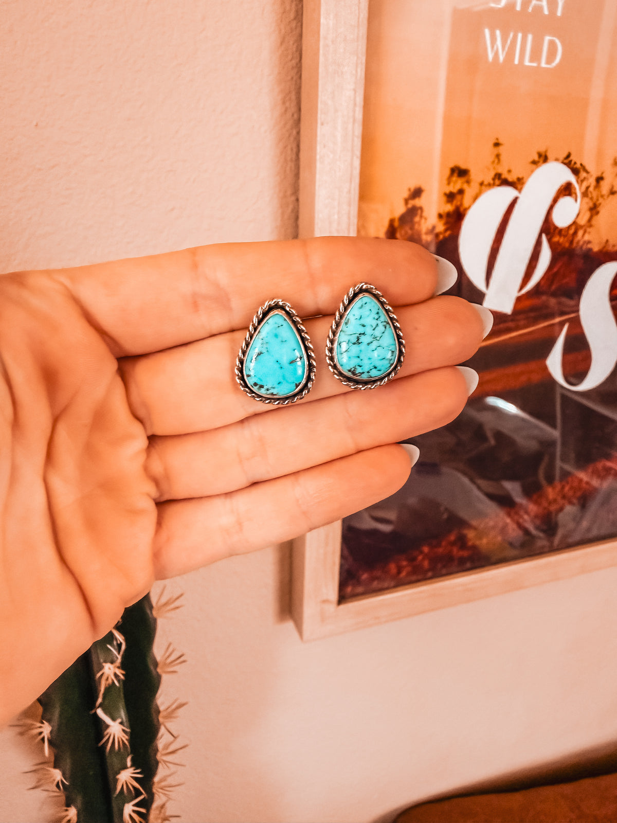 Classic Mesa Stud Earrings