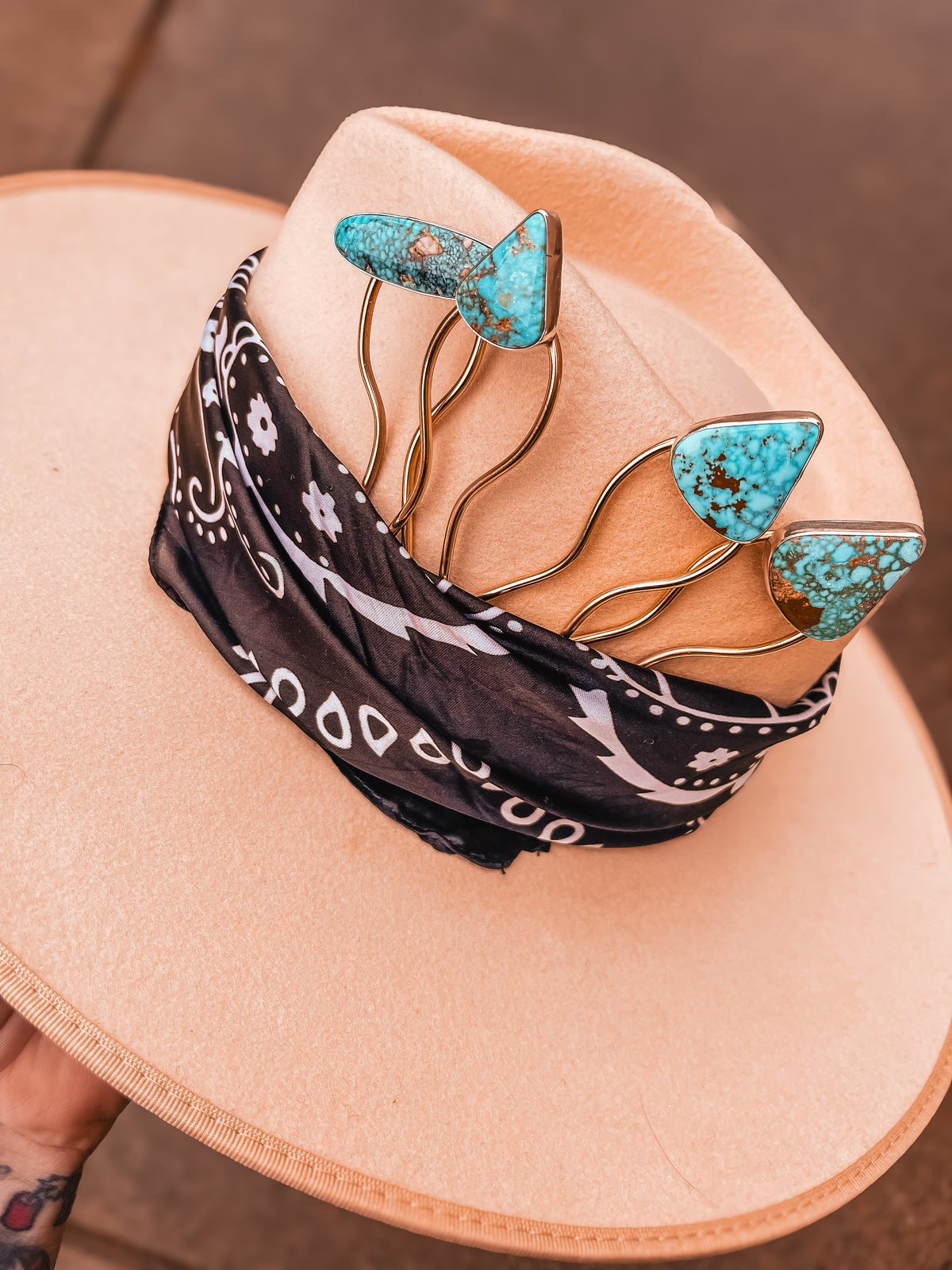 Kingman Turquoise Hair Pins – Violet And Stone Jewelry Co display picture 2