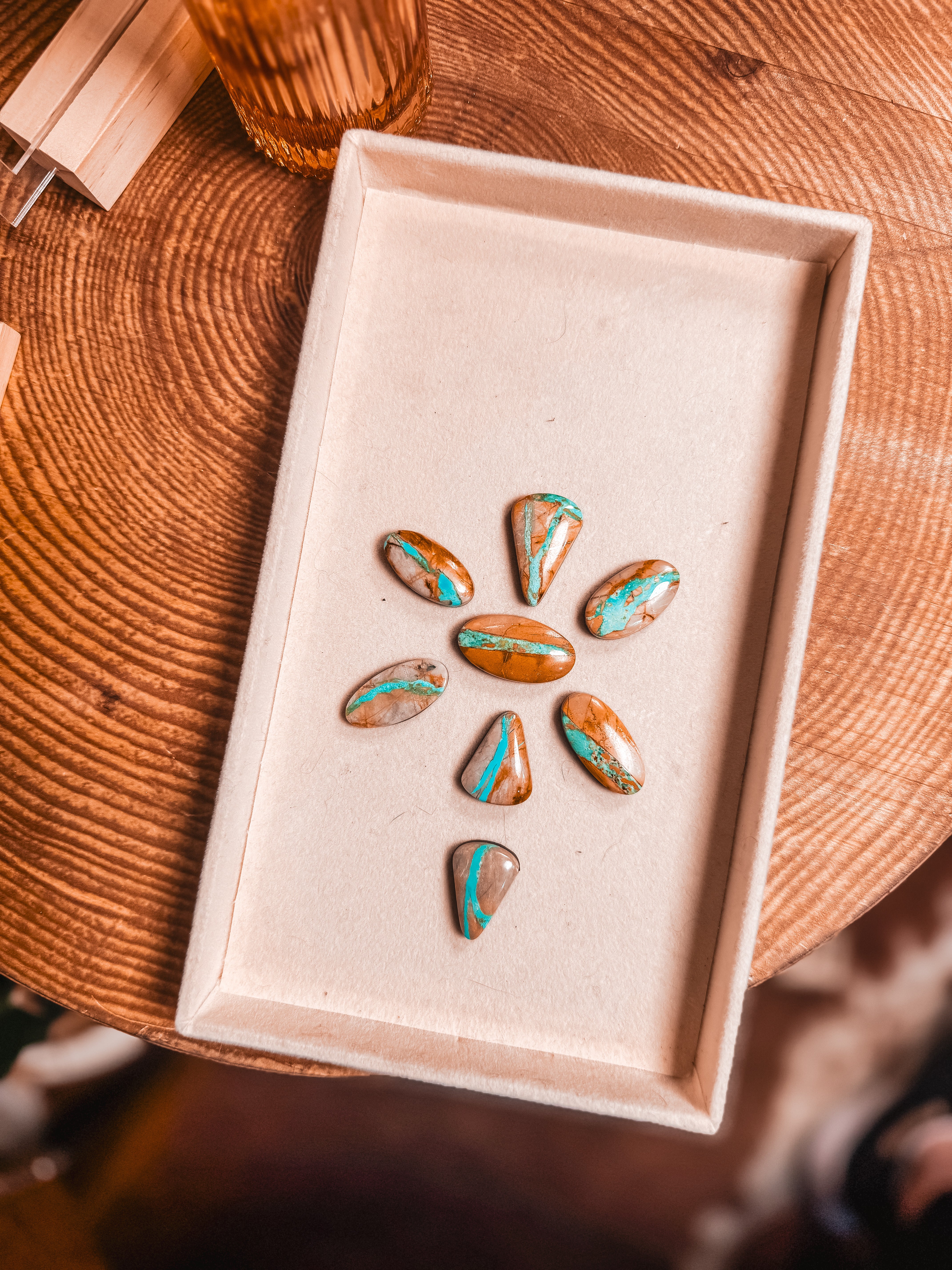 Royston Ribbon Turquoise Cabochons