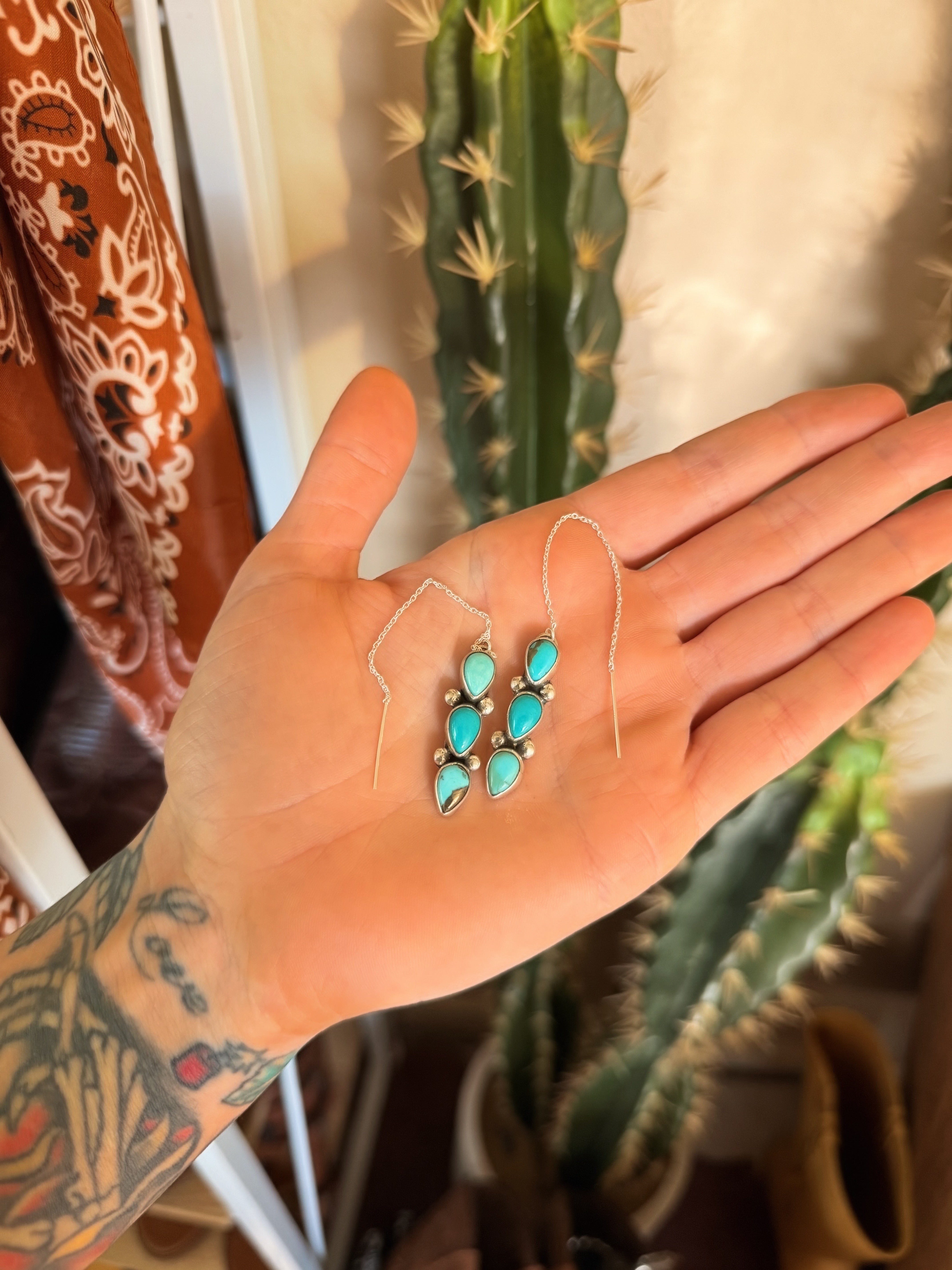 Desert Threaders
